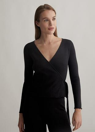 Чорний в'язаний кардиган на запах oysho