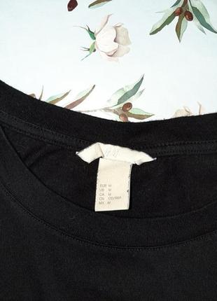 🎁1+1=3 шикарная черная футболка оверсайз h&m с цветами, размер 44 - 464 фото