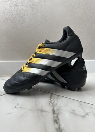 Футбольные бутсы adidas 26 см