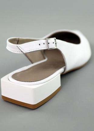 Туфлі жіночі шкіряні  білі2 фото
