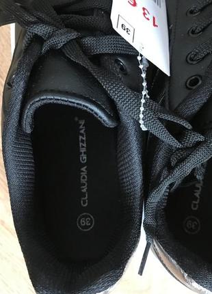 Чёрные женские кроссовки на шнурках claudia ghizzani / женские кроссовки 39 размер5 фото