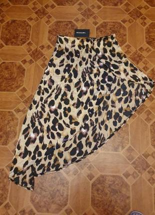Атласная легкая юбка с леопардовым принтом8 фото