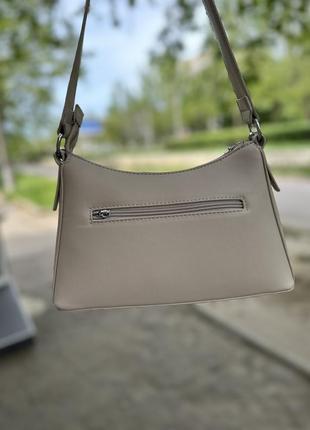 Стильна сумочка alex&mia бежевого кольору / сумка з еко-шкіри7 фото