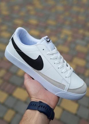 Nike blazer low низькі білі з чорним1 фото