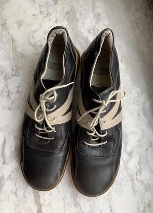 Фирменные кроссовки из натуральной кожи (размер 39.5-40)3 фото