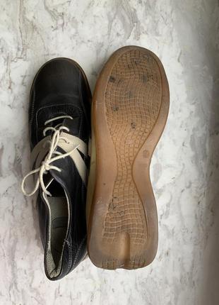 Фирменные кроссовки из натуральной кожи (размер 39.5-40)5 фото