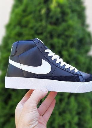 Nike blazer mid чорні на білій 3