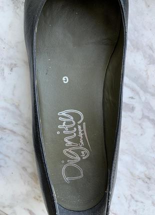 Базовые кожаные  туфли-балетки на каблуке (размер 39.5)7 фото