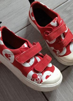 Макасини.капці.кроси