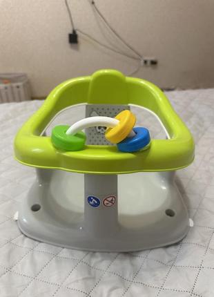 Сиденье для купания малыша 6+м