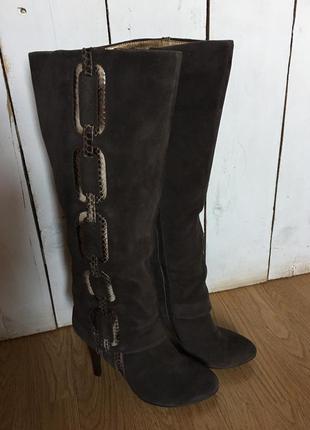 Жіночі чобітки