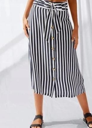 Женская стильная юбка в полоску1 фото