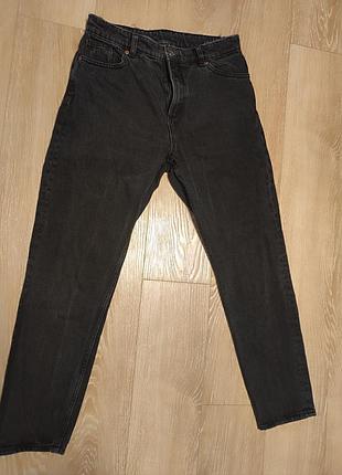Джинсы мом, черного цвета