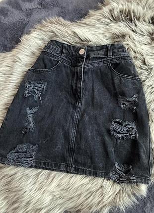 Джинсовая рваная юбка