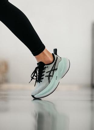 Кроссовки asics superblast