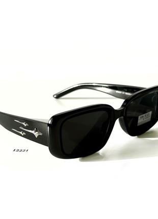 Прямокутні чорні жіночі сонцезахисні окуляри, широка дужка3 фото