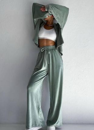 Спортивний костюм