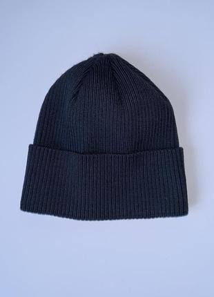 Мужская шапка короткая  в рубчик подростковая шапка бини в рубчик