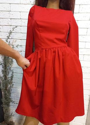 Ідеальне,стильне,гарне ,ярке ,червоне плаття,з кишенями