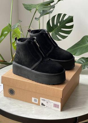 Женские угги ugg neumel platform zip slipper black