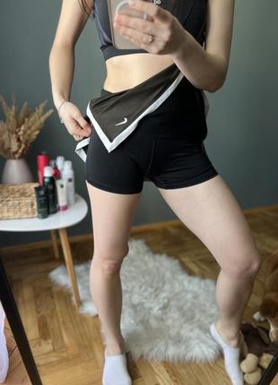 Черная спортивная юбка-шорты nike dri-fit3 фото