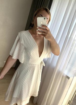 Белое шифоновое платье состояние нового3 фото