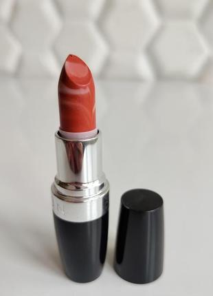 Помада для губ от эйвон avon silky peach