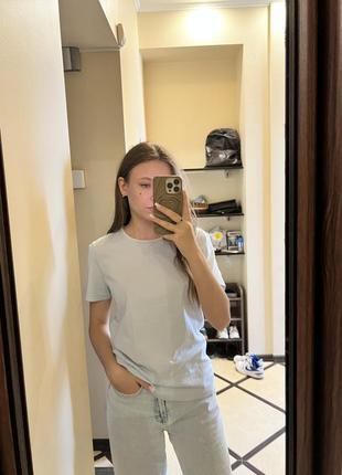 Футболка жіноча