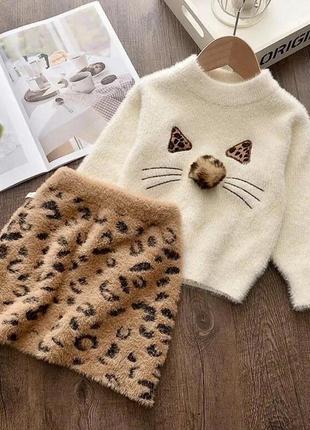 Теплый костюм с юбкой для девочки