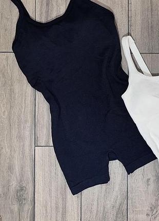 Спортивный комбинезон