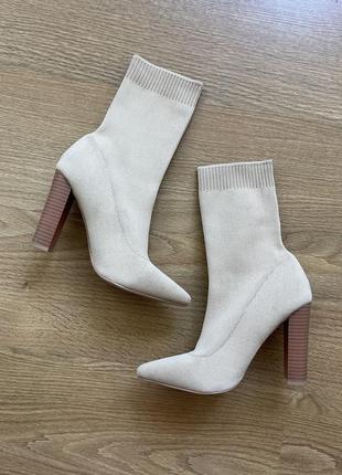 Сапоги чулки missguided, базовые сапоги носки, сапоги резинки, полусапоги на каблуке,...