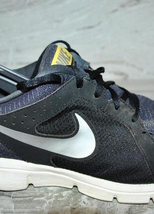 Nike спорт кроссовки 42 размер оригинал