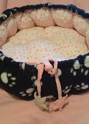 Лежанка для котів, собак