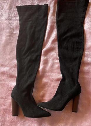 Высокие замшевые сапоги бренда truffle collection, четкие, высота 60см, каблук 10, размер 39
