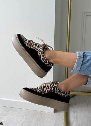 Леопардовые натуральные кеды на бежевой подошве