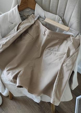 Коттоновые бежевые шорты женские большой размер