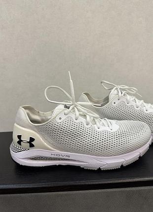 Кроссовки under armour