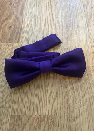 Метелик фіолетовий tie rack