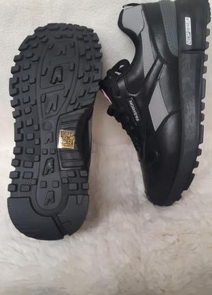 Кроссовки,fashion new trend,угорщина,демисезон,пенка
34р.-46р.