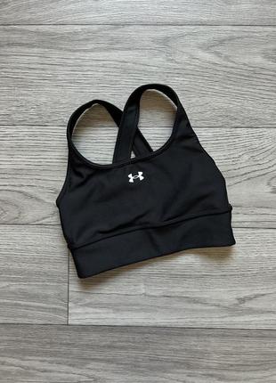 Женский спортивный топ under armour