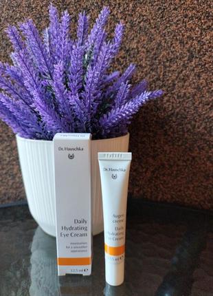 Крем для кожи вокруг глаз dr. hauschka daily hydrating eye cream 12,5 мл