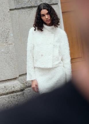 Блейзер женский бежевый с искусственным мехом zara new