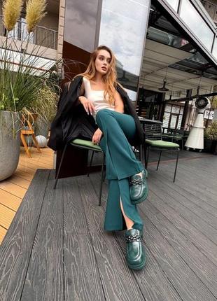 Стильні лофери туфлі