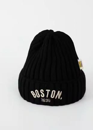 Детская молочная бежевая черная шапка вязка с надписью boston на мальчика девочку