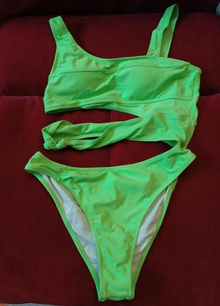 Купальник сдельный