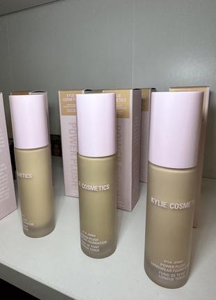 Тональный крем от kylie cosmetics