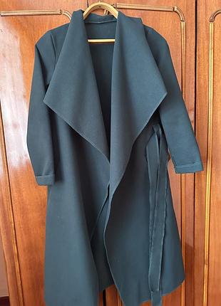 Женский осенний кардинал пальто в зеленом цвете