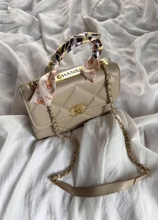 Женская сумка chanel beige9 фото