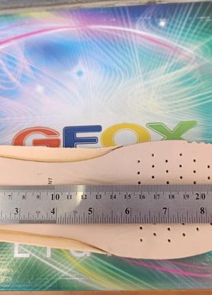 Кроссовки высокие 38р geox с лед подсветкой3 фото