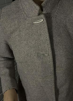 Пальто жіноче